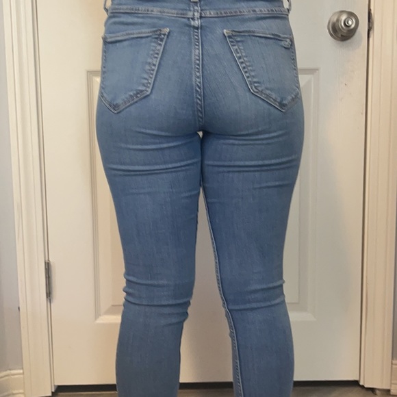 HOLLISTER HIGH RISE JEGGINGS - Picture 3 of 4